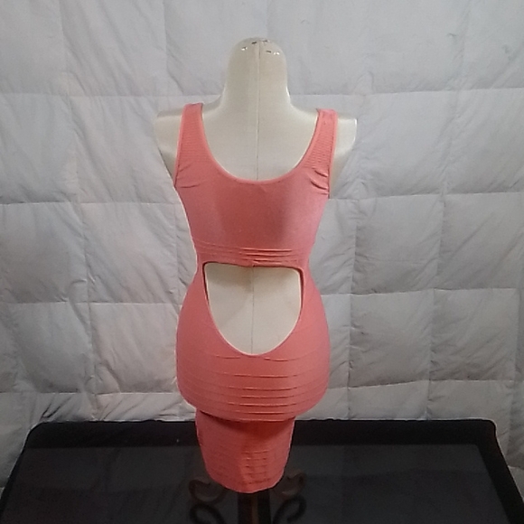 Low cut sleeveless backless sheath style dress by Bebe. - Picture 4 of 6